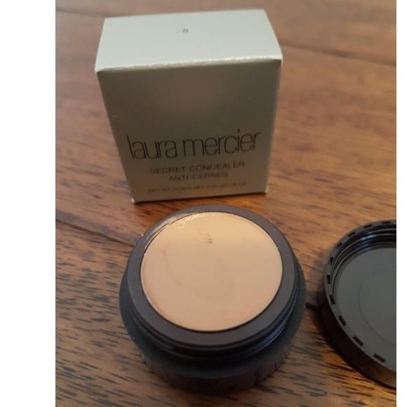 Laura Mercier Secret Concealer